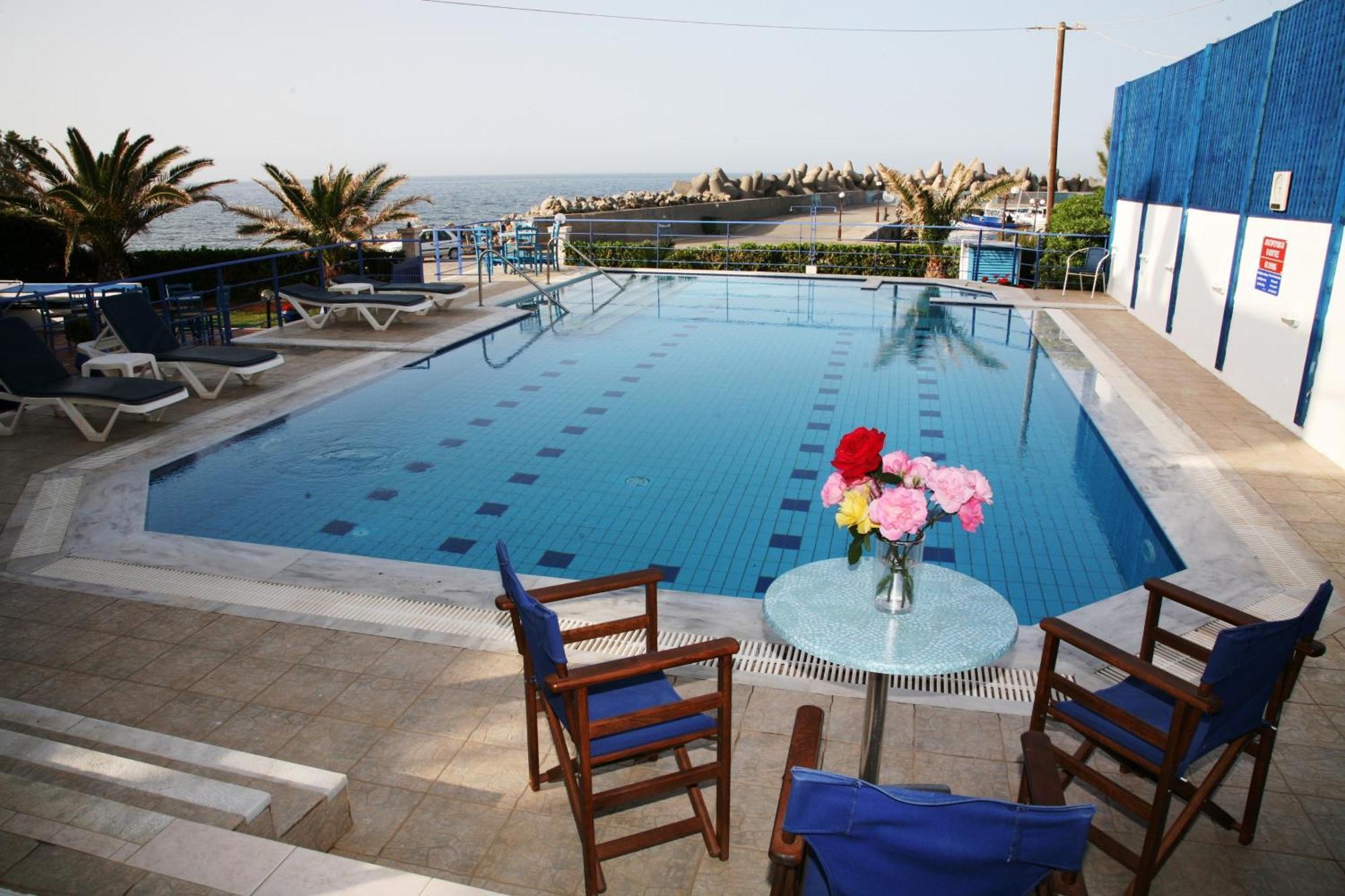 Porto Bello Hotel Apartments Mílatos Eksteriør bilde